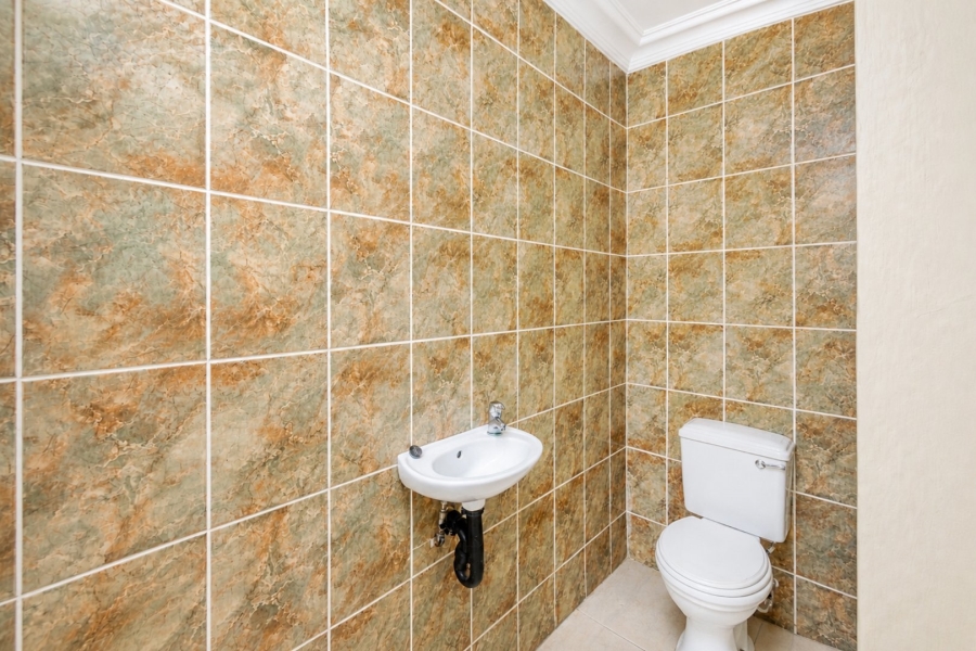 3 Bedroom Property for Sale in Birdwood Estate North West